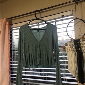 NEVER WORN teal crop blouse